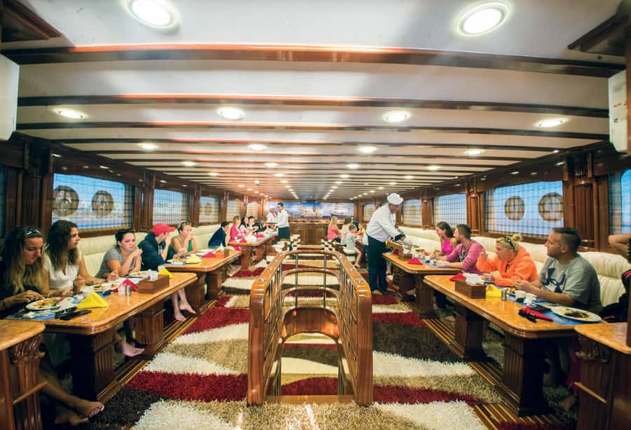 Marsa Alam: Elite vip Turtle bay snorkeling with BBQ Lunch - BBQ Lunch on Board: Food Choices, Hygiene, and Why It’s Part of the Value