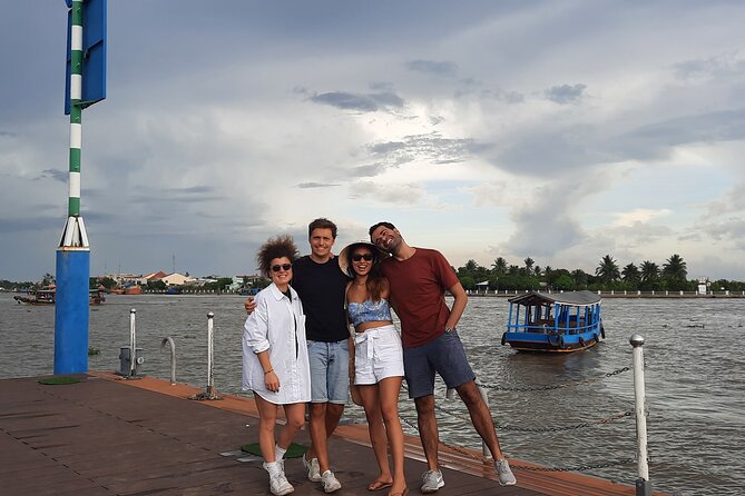 Mekong Delta Full Day Trip - My Tho & Ben Tre - VIP Private Tour - Vinh Trang Temple: 30 minutes that can either click or drag