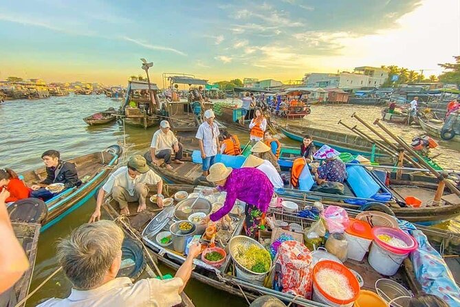 Mekong Delta Tour with Kayaking, Cycling and Cooking - Spring-roll cooking plus Vietnamese pancake time