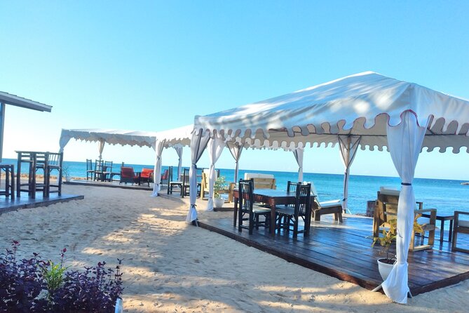 Montego Bay: Bamboo Beach Club VIP Access with Lunch & Cocktails - Cocktails, Rum Punch, and the Kool Bartenders Mixology Demo