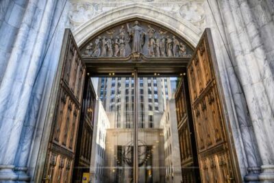 New York: VIP Guided Tour of St. Patrick's Cathedral - The crypt visit: final resting place and a quieter kind of awe