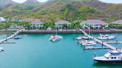 Nha Trang: VIP YACHT TOUR ( BBQ, Water activities) - Nha Trang meeting point: Ana Marina to start and end
