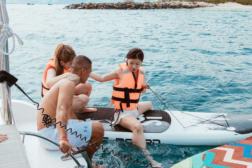 Nha Trang: VIP YACHT TOUR ( BBQ, Water activities) - BBQ and the longer-option timing question