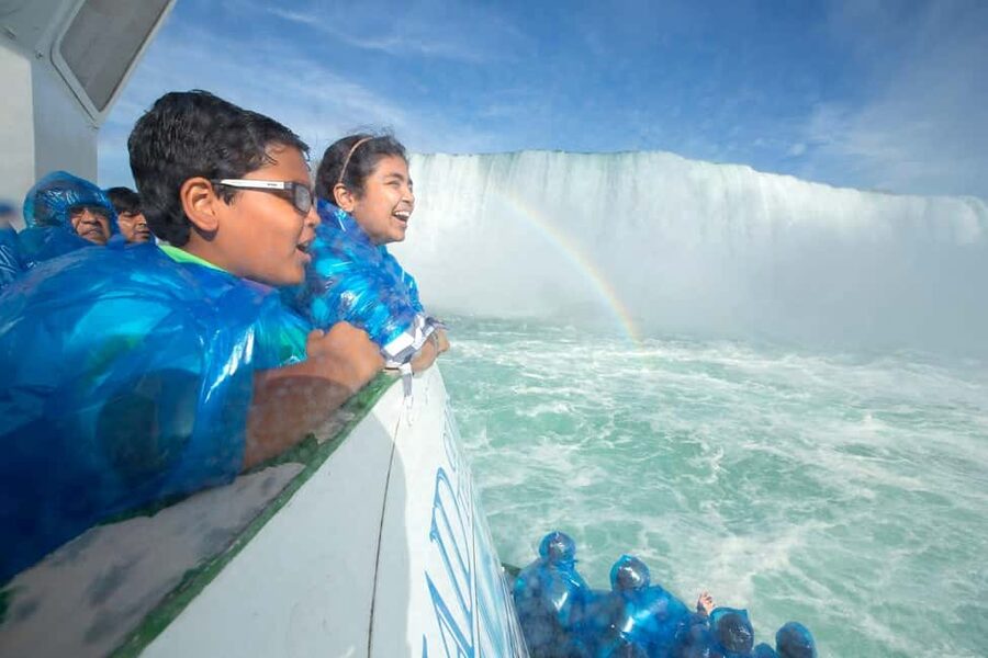 Niagara Falls: VIP Maid of the Mist & Cave of the Winds Tour - Niagara Gorge Lookout Tower: The Best Place to Get Your Bearings