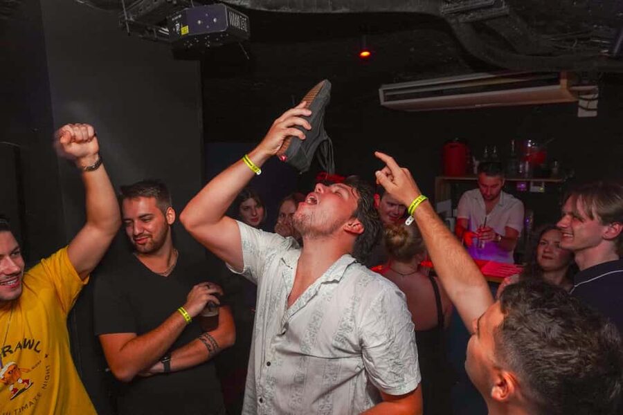 Nice: Orange Bar Crawl with 5 Free Shots & VIP Club Entry - Getting the Most Out of It: Practical Tips Before You Go