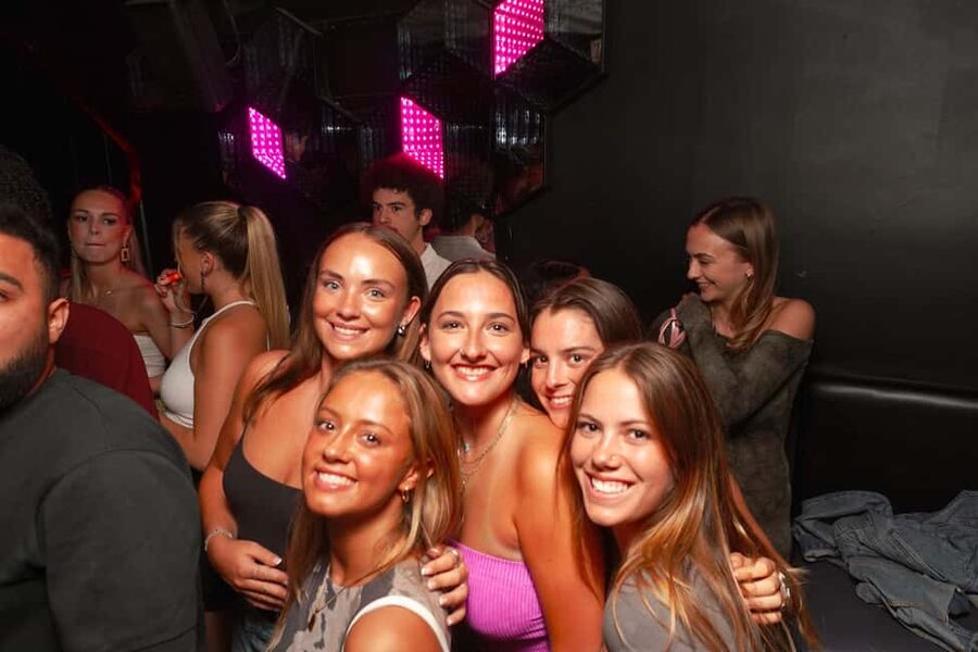 Nice: Party Bar Crawl with Club VIP, 6 Shots, and Games - Six Shots, Five Bars, One VIP Club: How the Night Flows