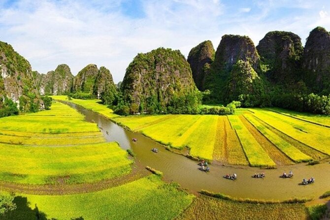 Ninh Binh Private VIP Tour - Hoa Lu temples of the Dinh & Le dynasties: the ancient start of the day