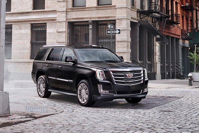 NYC VIP Private Luxury airport arrival ride by Stretch Limousine - From Landing to Curbside: What the Pickup Really Looks Like