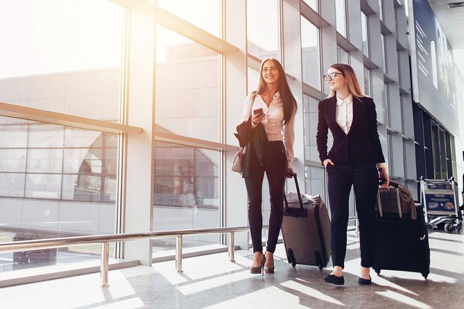 NYC VIP Private Luxury airport arrival ride by Stretch Limousine - Price and Value: What $149.50 Per Person Buys You