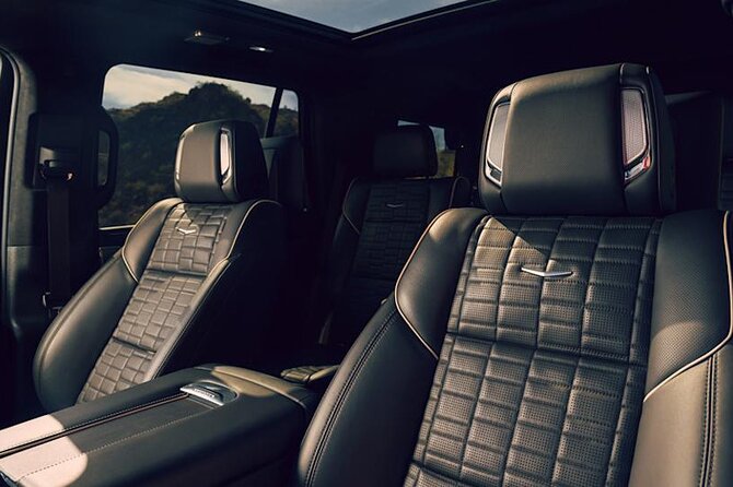 NYC VIP Private Luxury airport arrival ride by Stretch Limousine - Arrival-Day Tips That Prevent Most Problems