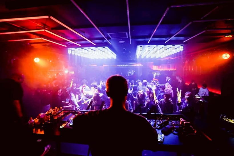 Osaka Dotonbori:GIRAFFE Nightclub Ticket with Drink/VIP Plan - Why GIRAFFE in Dotonbori Works for an Easy Night
