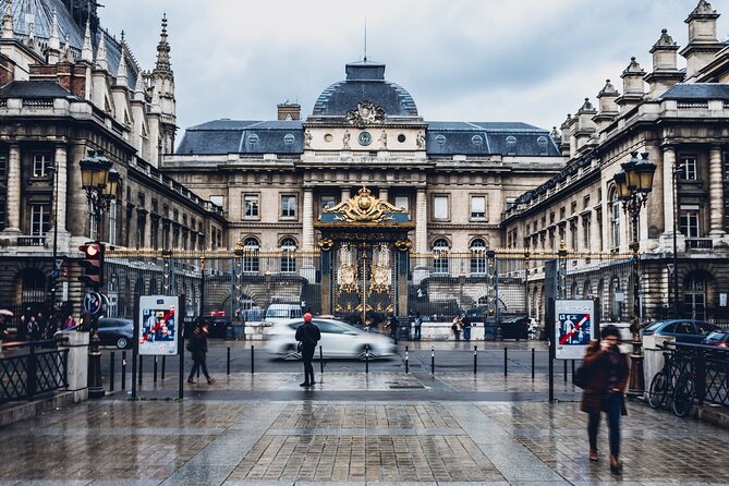 Paris in a Day VIP and Private Tour with Pick-Up and Drop-Off - Price and value: what $158.29 is buying you in real life