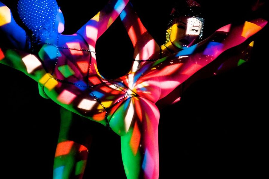 Paris: The Crazy Experience, a VIP tour of the Cabaret - From VIP ticket to backstage access at Crazy Horse Paris