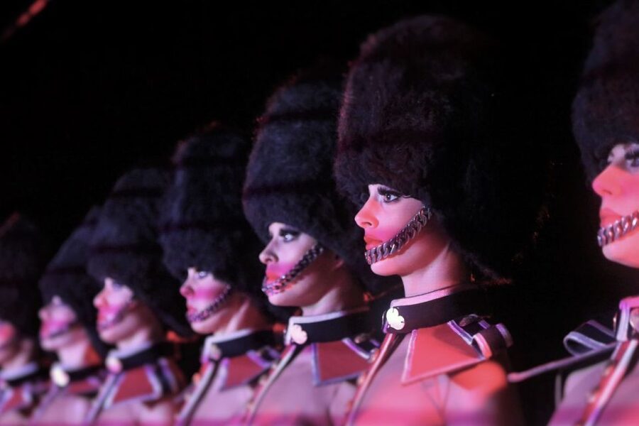 Paris: The Crazy Experience, a VIP tour of the Cabaret - Should you book the Crazy Experience?