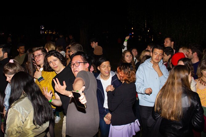 Paris: The Original Pub Crawl + Free Shots + VIP Club Entry - VIP club entry: the payoff at the end of the night