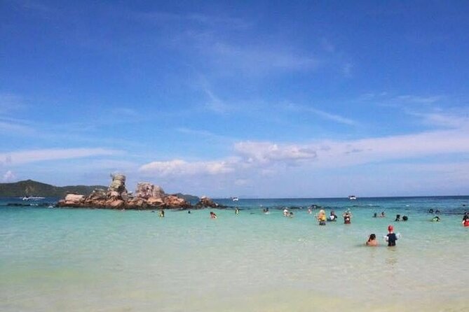 PHUKET: Phi Phi Island by Luxury Cruise"Exc. Gold Class VIP"Lunch - Phi Phi Le by big boat: Maya Bay limits and the bays you actually do see
