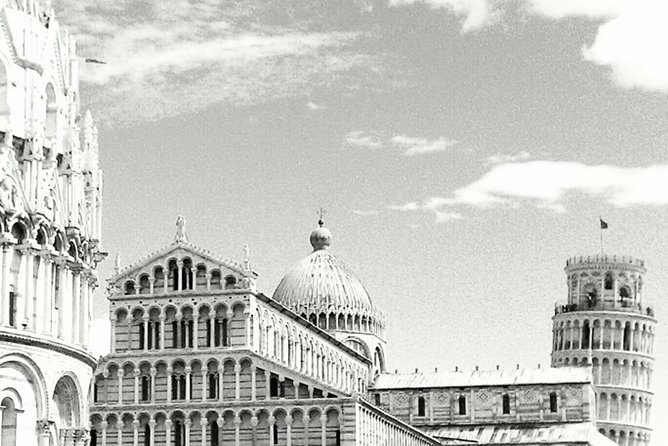 Pisa: VIP 1.5-Hour Small Group Tour & Skip-the-Line Access - Inside the Leaning Tower: reserved tickets and 251-step reality