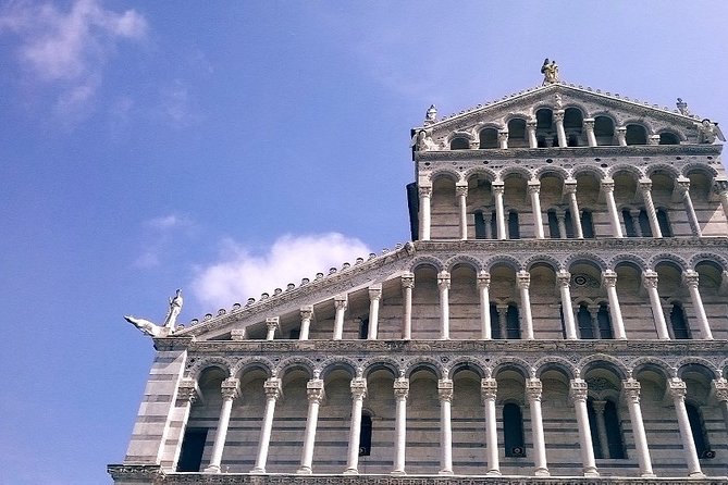Pisa: VIP 1.5-Hour Small Group Tour & Skip-the-Line Access - Dress, bags, and the practical rules you should not ignore