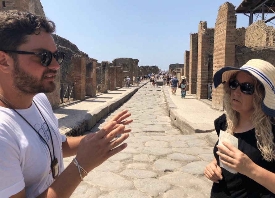 Pompeii VIP 3h Tour: Skip-the-line with your Archaeologist - Basilica, Forum Civile, and Temple Areas: Rome Runs the City