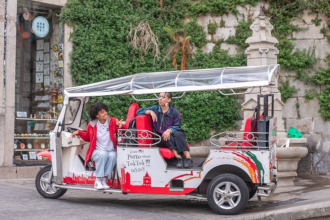 Porto: Tuk tuk vip guided tour - 1.30h - How to get the most out of the 1.30h schedule