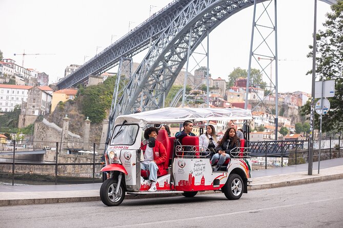 Porto: Tuk tuk vip guided tour - 1.30h - Should you book it? My straight answer