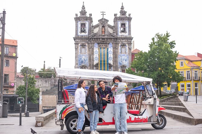 Porto: Tuk tuk vip guided tour - 1.30h - FAQ