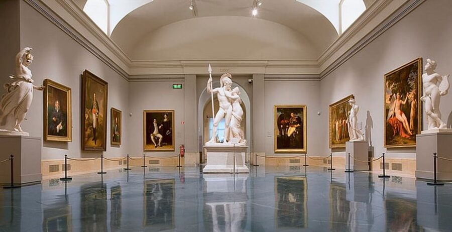 Prado Museum VIP tour with an art Expert, tickets included - The guide style: painter-level detail with professor-level order