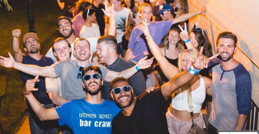 Prague: Pub Crawl with Open Bar and VIP Entry - Bar stops with VIP entrance and welcome shots