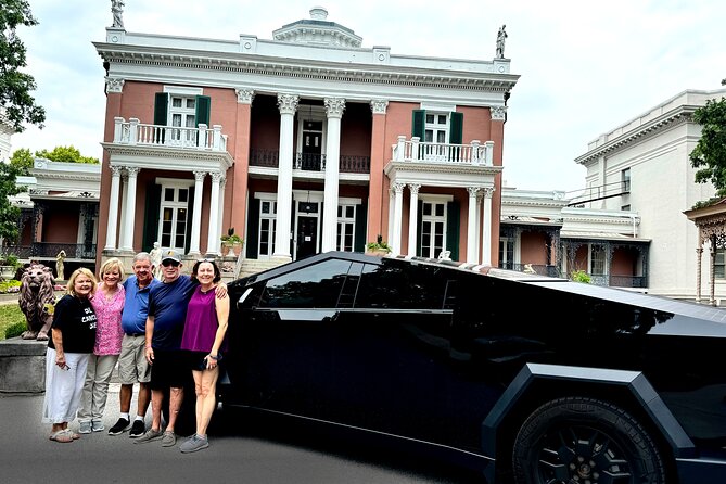 Private Best of Nashville VIP City Tour by Cybertruck - Centennial Park and the Parthenon: start with a strong landmark hit