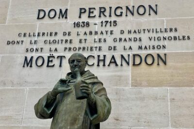 Private Champagne Ruinart, Moet Chandon VIP Tour by Mercedes - Moët & Chandon cellar tour and tasting options in Épernay