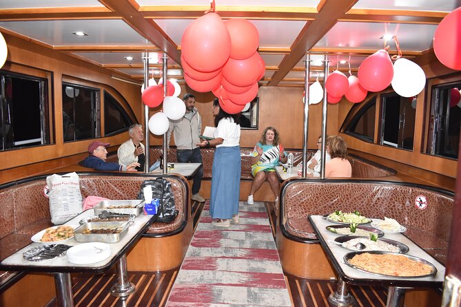 Private Dinner Cruise On Vip Yacht Sharm El Sheikh - Cruise Time on the Sinai Coast: Sunset Views From the Sea