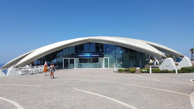 Private Driver to roam the island of Malta (VIP) - Key highlights to plan your day around