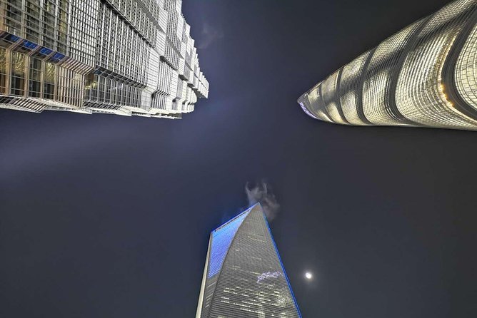 Private Evening Tour: VIP Huangpu River Cruise and Shanghai Lights - Getting picked up, then letting the route run itself