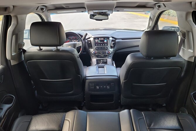 Private Transfer VIP Suburban Punta Cana Airport from/to Hotels - Timing: the 20 to 30 minute window