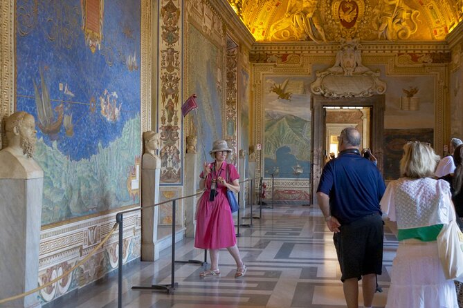 Private Vatican Tour: VIP Experience - St. Peter’s Basilica: La Pietà, Baldacchino, and the moment that hits