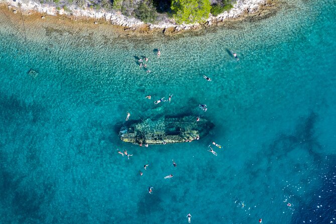 Private VIP Blue Lagoon and 3 Islands Tour - Wine tasting and lunch options: what’s included vs what’s on you
