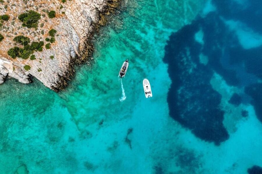 Private VIP boat tour in cyclades - Sea Scooter, Snorkeling Gear, and Small Comfort Wins
