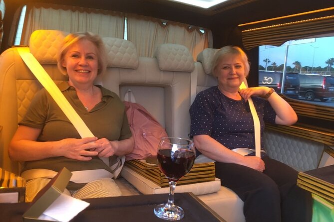 Private VIP Minivan Luxury & Family Friendly Meet Transfer - Who This Transfer Suits Best