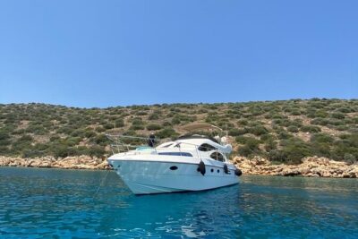 Private VIP Motoryacht Charter in Bodrum For 6 Hours With Lunch - Karaada Black Island: Aquarium, Rabbit Bay, and Red Bay Swims