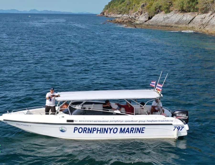 Private VIP Speed Boat Charter to Phi Phi Islands - Private speed boat feels private when there’s no one else onboard