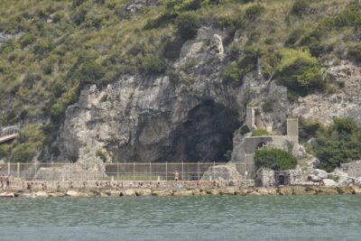 Private VIP Tour "Riviera di Ulisse"(Montagna Spaccata - Gaeta) - Start at Grotta di Tiberio, and see Sperlonga’s Roman layer right away