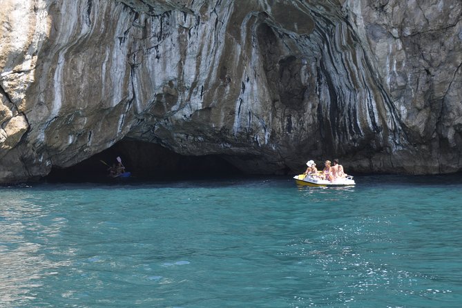 Private VIP Tour "Riviera di Ulisse"(Montagna Spaccata - Gaeta) - Montagna Spaccata in Gaeta: the sanctuary wedged between cliffs