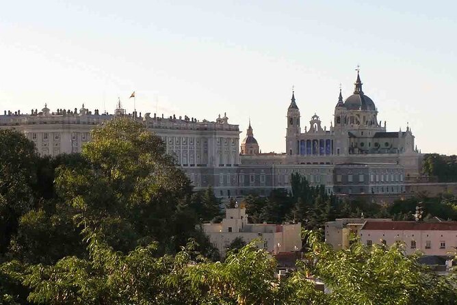 Private VIP tour Royal Palace and city tour. All of Madrid in one day - What This 3-Hour VIP Plan Covers (and What It Doesn’t)