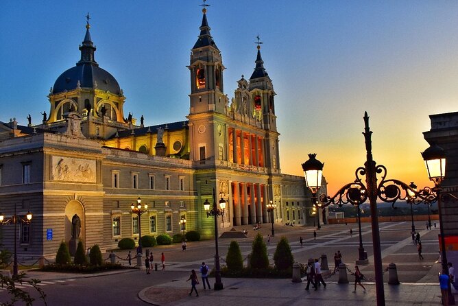Private VIP tour Royal Palace and city tour. All of Madrid in one day - Plaza de la Villa and Plaza Mayor: Where Madrid Shows Its Layers