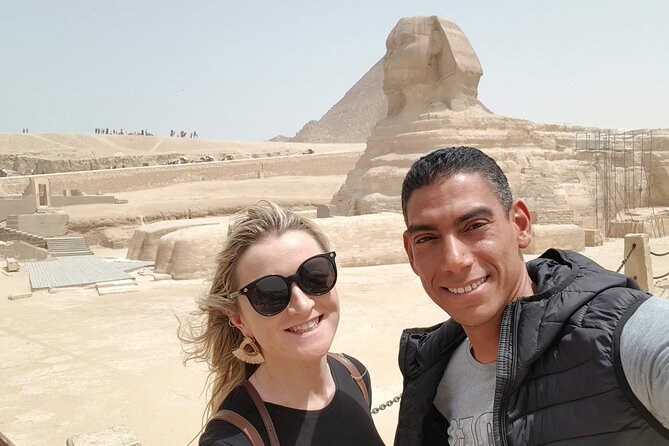 Private VIP Tour to Giza Pyramids Sphinx And the Egyptian Museum - Lunch in an Egyptian local restaurant, plus the small perks
