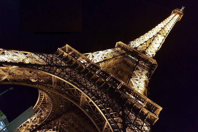 Private VIP transfer with a Ford Explorer from CDG Airport to Paris or return - Returning to CDG: Getting Back Without the Last-Minute Scramble