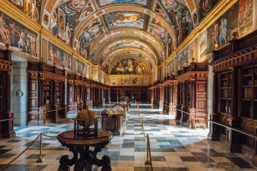Private VIP visit El Escorial Palace, Monastery and Gardens - Why El Escorial feels different from a normal day trip