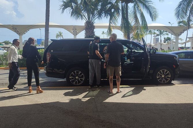 PVR VIP Round trip transfers Airport - Downtown - Airport - Key things I’d clock before you go