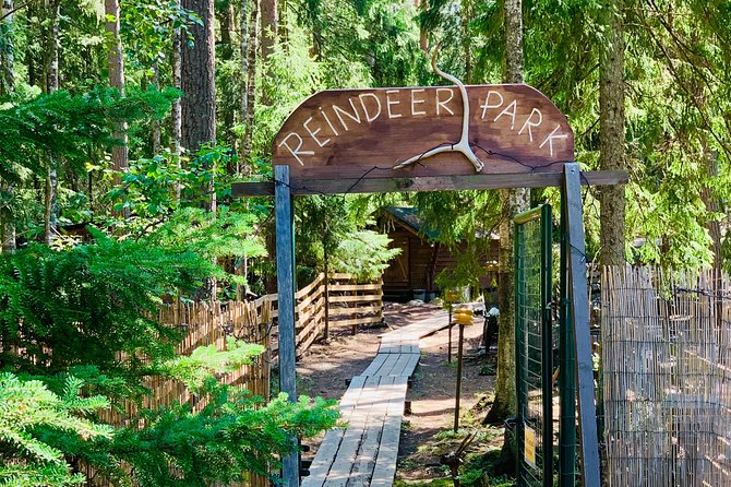 Reindeer Park & Horse Stables Safari - Private pickup from Helsinki: time saved, stress saved