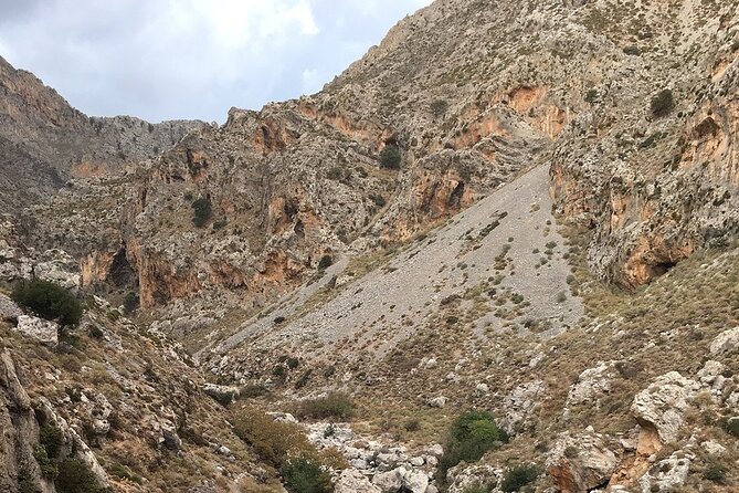 Rethymno Tour - VIP Private Tour - Guides and small-group energy on winding roads